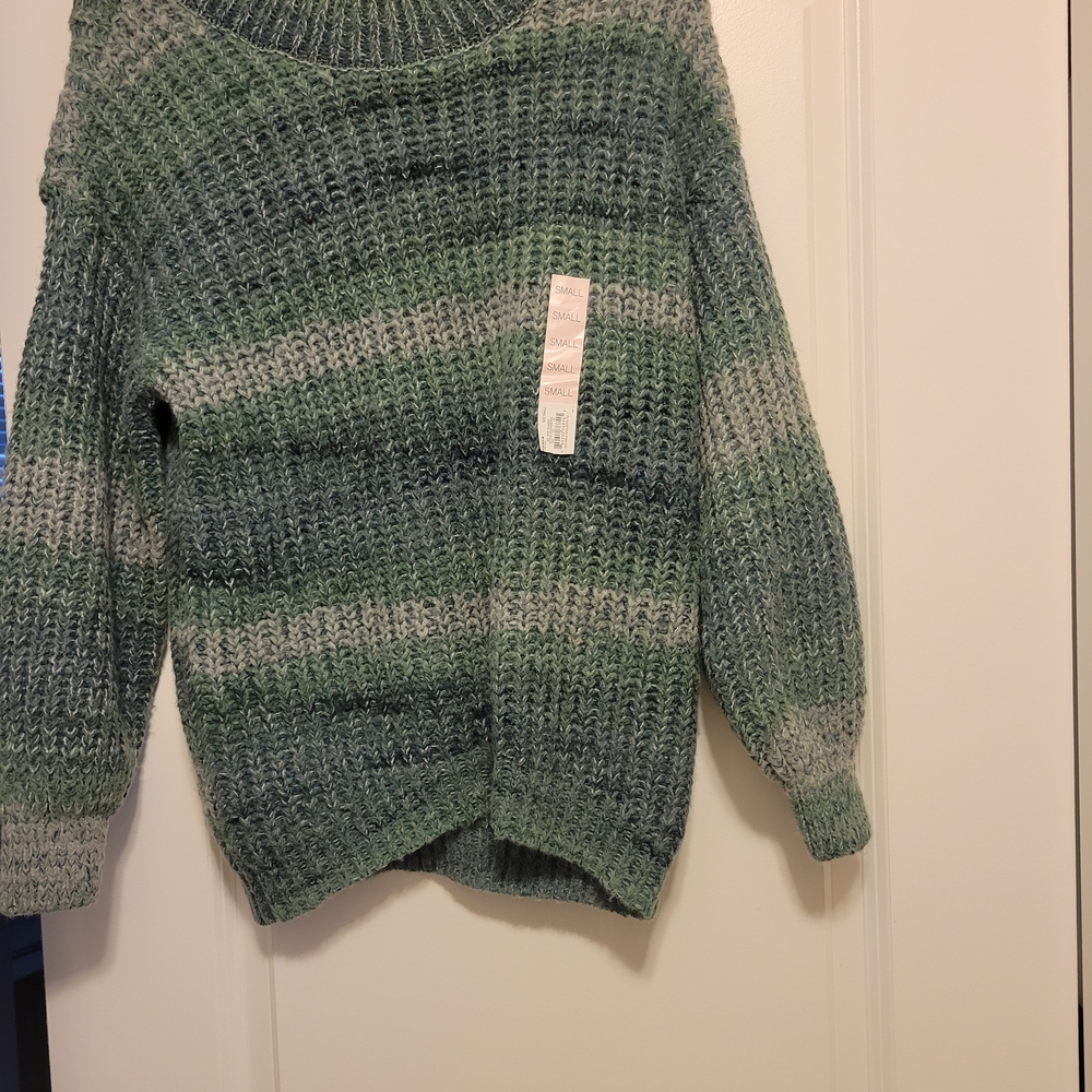 SO Junior's NWT Green, Blue And Gray Crew Neck Sweater